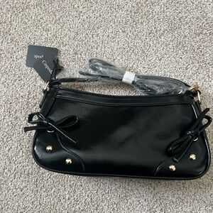 Black leather purse